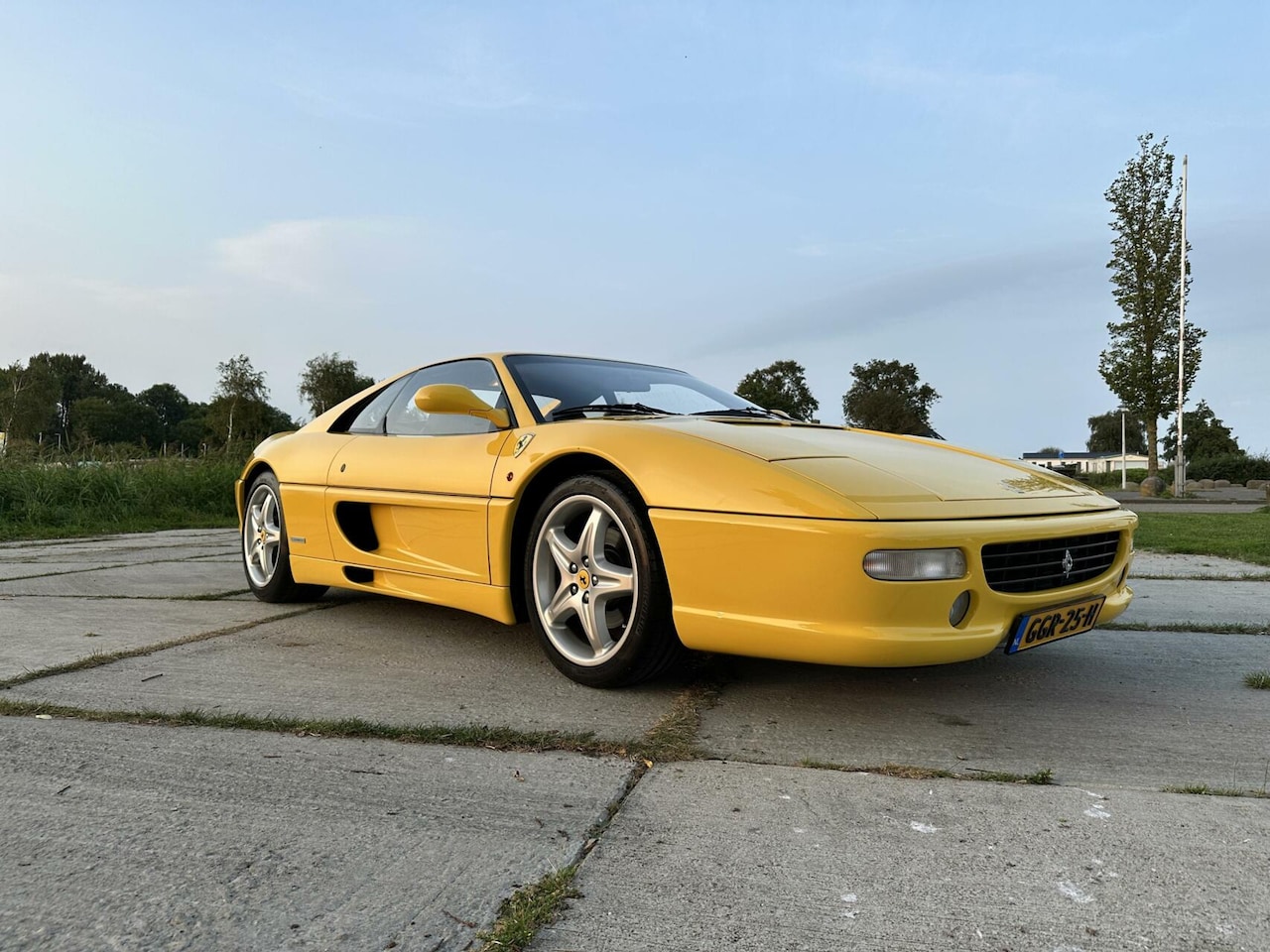 Ferrari F 355 - F1 Berlinetta - AutoWereld.nl