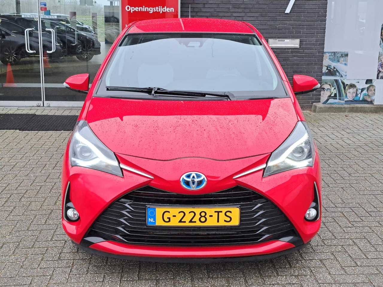 Toyota Yaris - 1.5 HYBRID DYNAMIC Toyota Yaris 1.5 Hybrid Dynamic Automaat - AutoWereld.nl