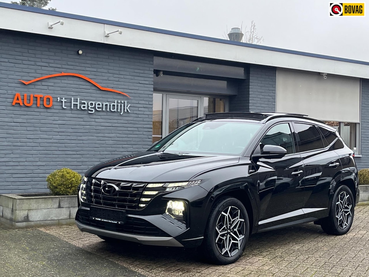 Hyundai Tucson - 1.6 T-GDI PHEV N-Line Sky 4WD pano GARANTIE N Line - AutoWereld.nl