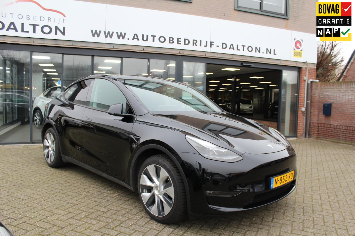 Tesla Model Y - Long Range AWD 75 kWh TREKHAAK / AUTOPILOT / PANODAK / LEER / INCL. BTW - AutoWereld.nl