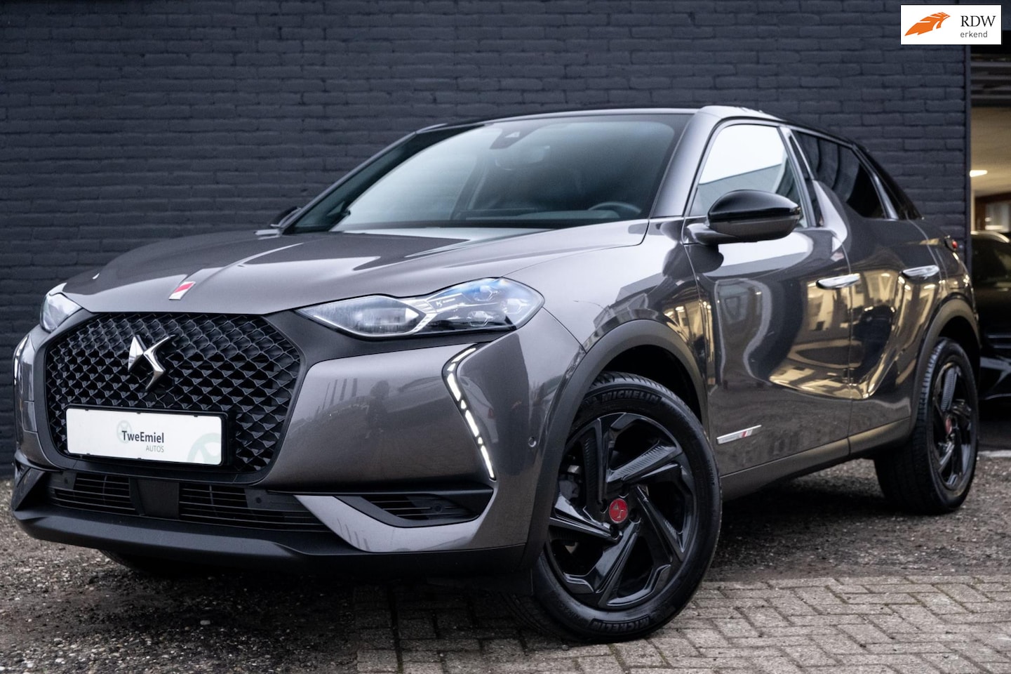 DS 3 Crossback - 130pk Aut. Performance Line | Camera | Draadloos laden | Carplay - AutoWereld.nl