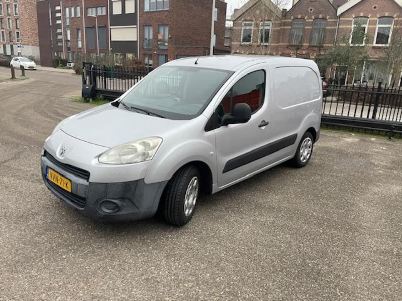 Peugeot Partner - 120 1.6 VTi L1 XR Profit +! 95DKM! Benzine!! - AutoWereld.nl