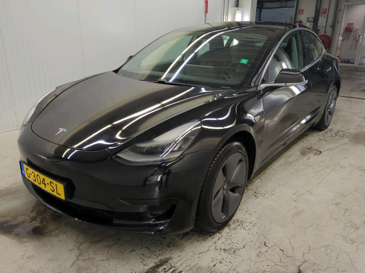 Tesla Model 3 - Standard RWD Plus [ AUTOPILOT+60 kWh+PREMIUM AUDIO ] - AutoWereld.nl