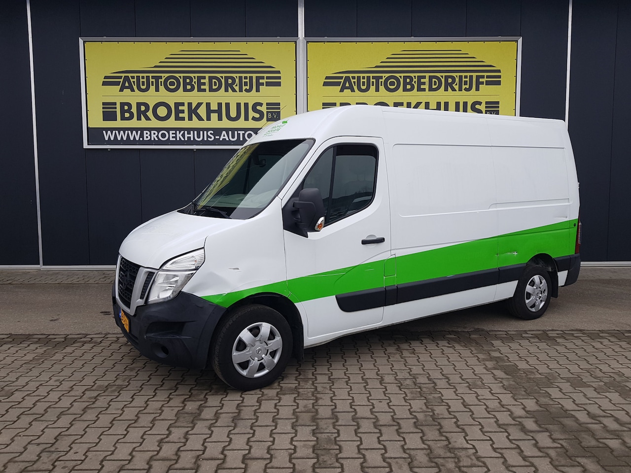 Nissan NV400 - 2.3 dCi L2H2 Optima 2.3 dCi L2H2 Optima - AutoWereld.nl