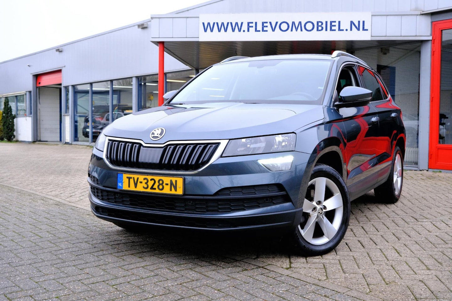 Skoda Karoq - 1.6 TDI Clever Edition Navi|Clima|Apple CarPlay|PDC|LMV - AutoWereld.nl