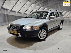 Volvo XC70 - 2.4 D5 Summum AWD 4X4 handgeschakeld dealer onderhouden