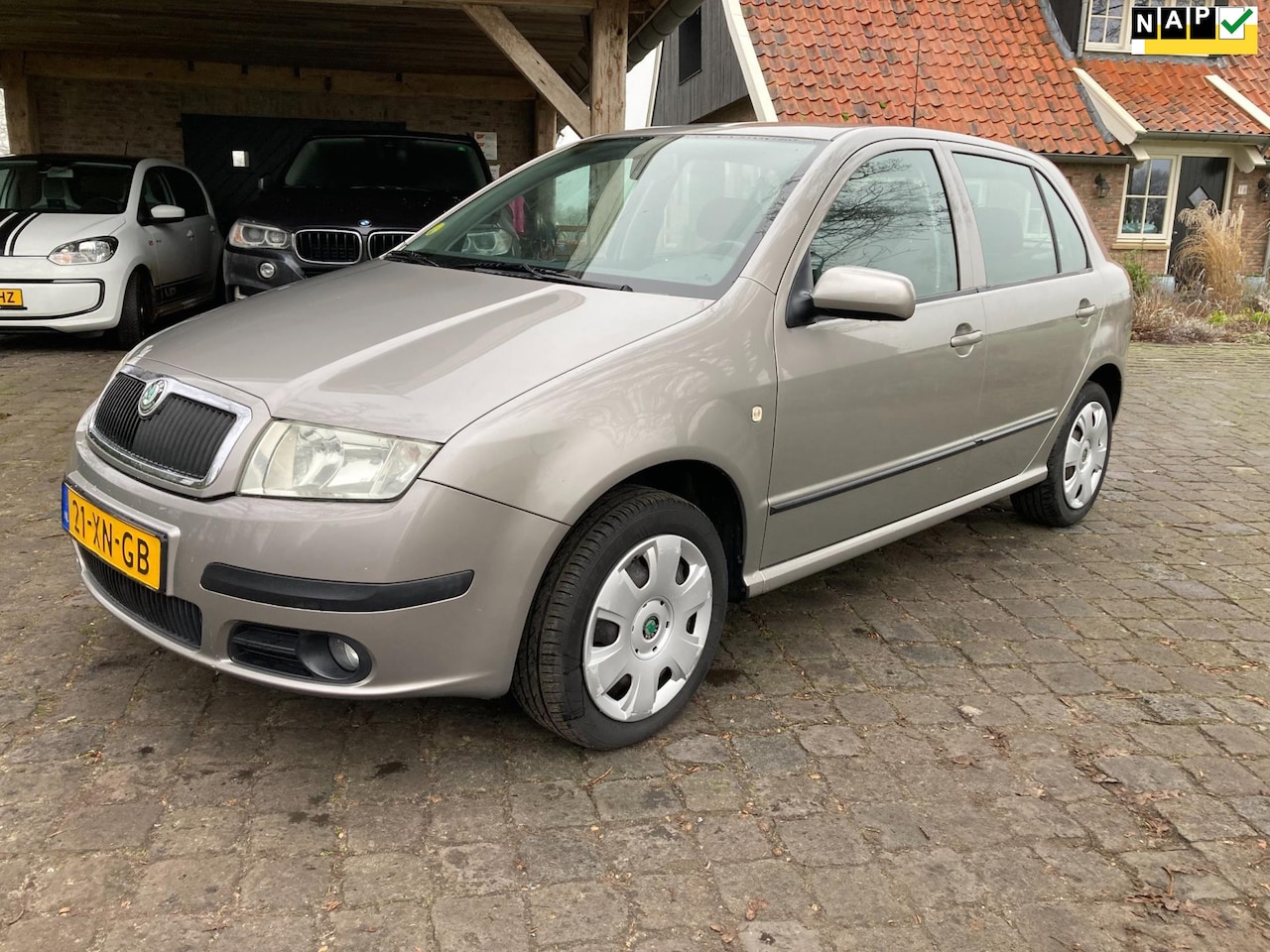 Skoda Fabia - 1.4-16V Spirit+ met airco - AutoWereld.nl