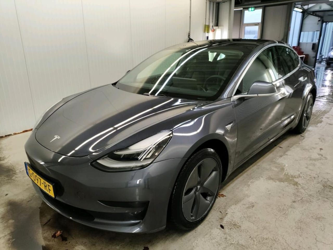 Tesla Model 3 - Standard RWD Plus [ FSD+60 kWh+PREMIUM AUDIO ] - AutoWereld.nl