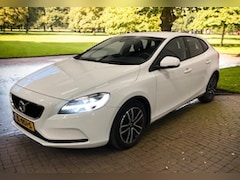 Volvo V40 - T2 Polar+ | Navigatie | Standkachel | Cruise Control | LED | Stoelverwarming | PDC | 16-In