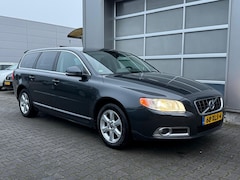 Volvo V70 - 2.0 D3 Limited Edition|Trekhaak|Navi|Xenon|Cruise|PDC