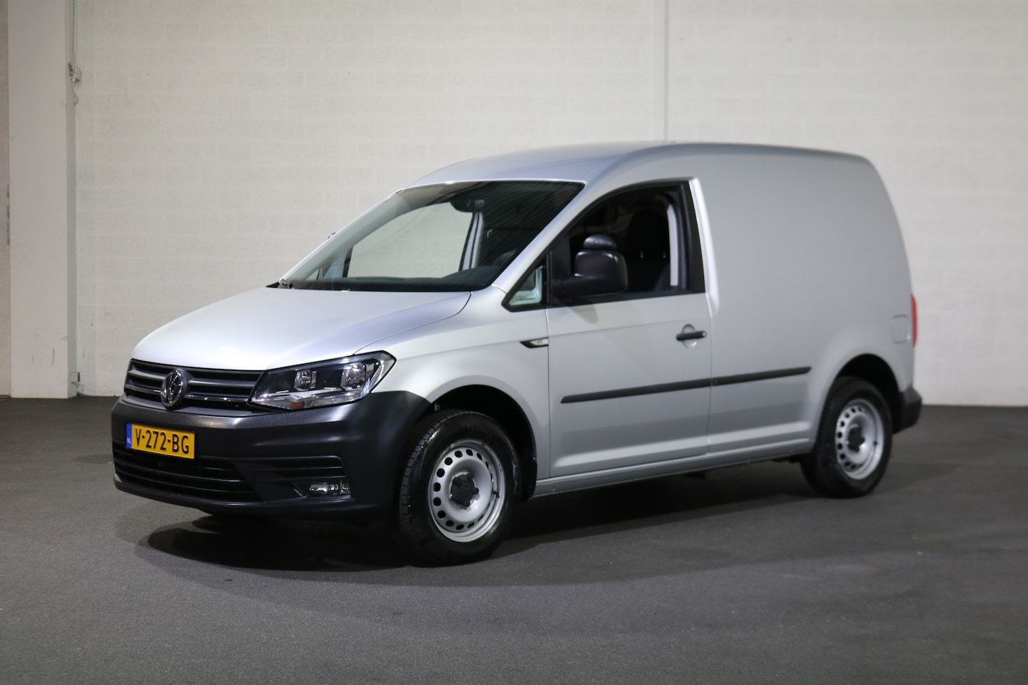 Volkswagen Caddy - 2.0 TDI 102pk Airco Navigatie Trekhaak - AutoWereld.nl