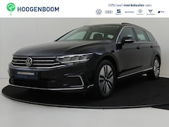 Volkswagen Passat Variant - 1.4 TSI PHEV GTE Business | Stoelverwarming | Achteruitrijcamera | Navigatie | 3-zone airc