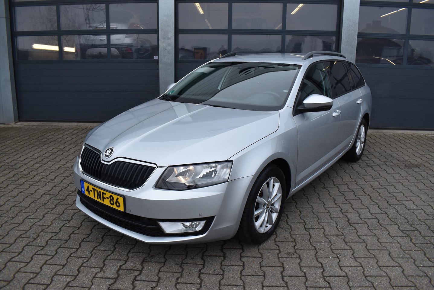 Skoda Octavia - 1.4 TSI Ambition Business Line 1.4 TSI 140pk Ambition Business Line - AutoWereld.nl