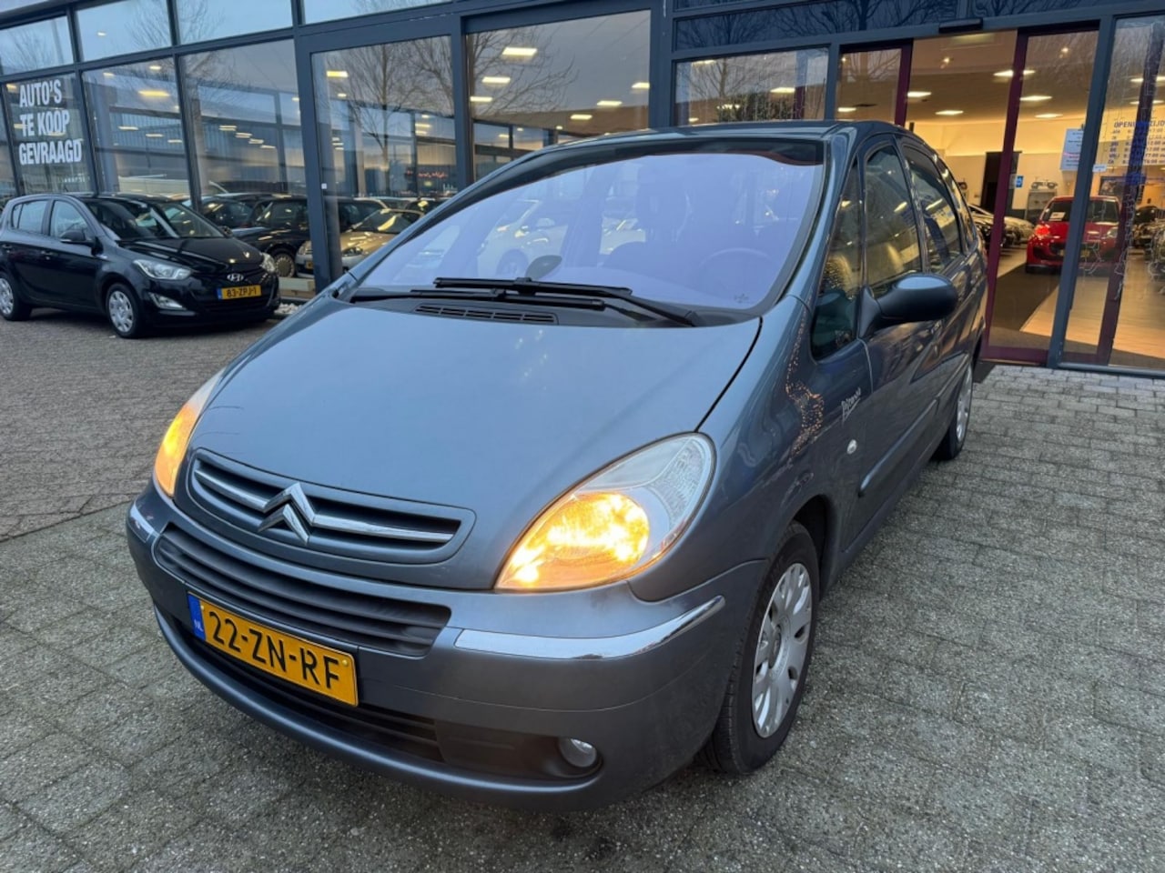 Citroën Xsara Picasso - 1.6i-16V Image 102DKM NAP 1E EIGENAAR BJ 2008 !!! - AutoWereld.nl