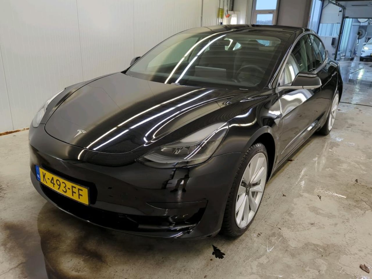 Tesla Model 3 - Standard RWD Plus [ AUTOPILOT+19'' LMV+60 kWh+PREMIUM AUDIO ] - AutoWereld.nl