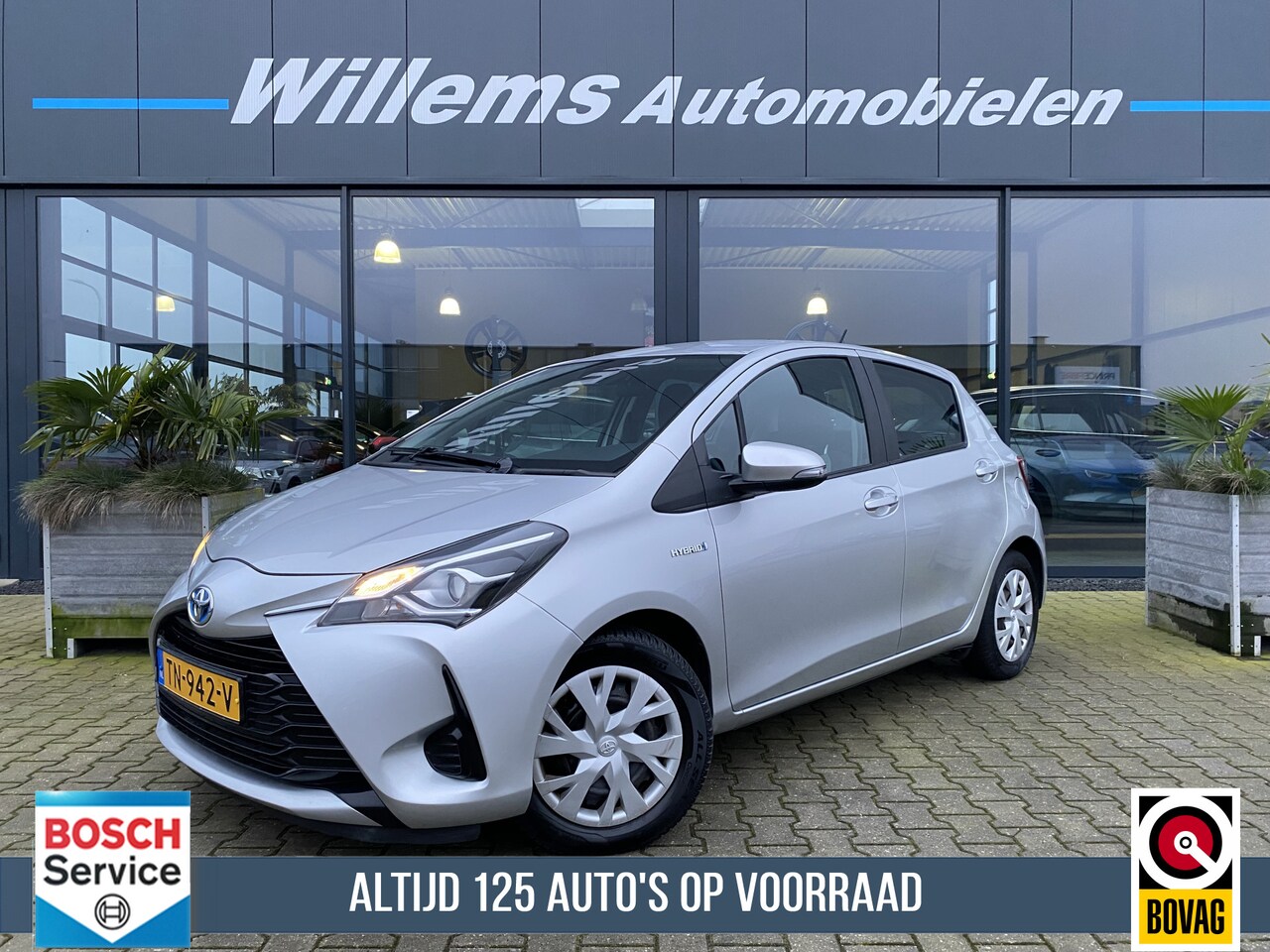 Toyota Yaris - 1.5 Hybrid Active Navigatie , Cruise Control - AutoWereld.nl