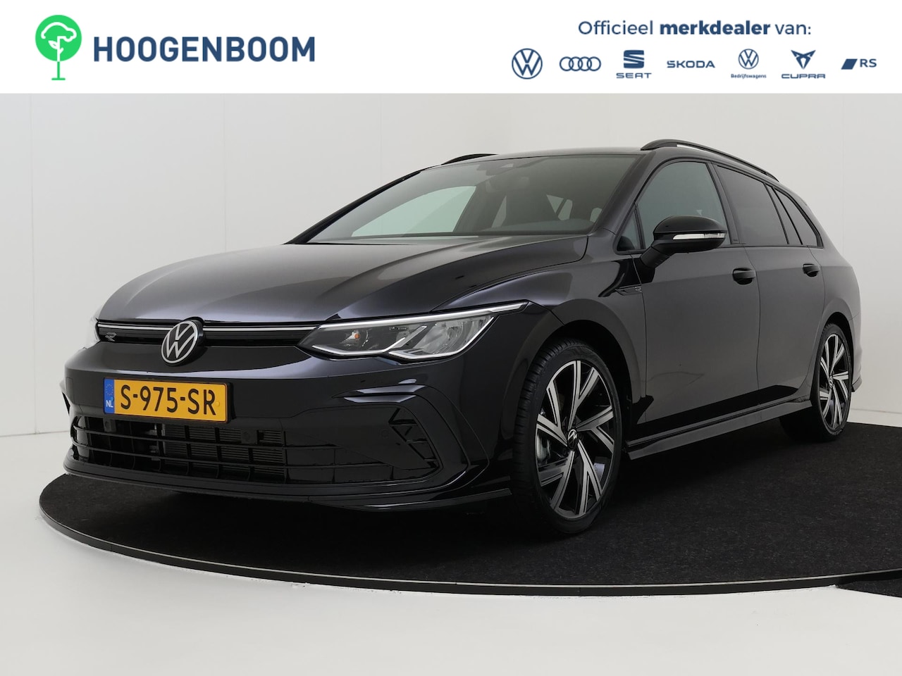 Volkswagen Golf Variant - 1.5 TSI R-Line | Achteruitrijcamera | 3-zone airco | Navigatie | Sfeerverlichting | Adapti - AutoWereld.nl