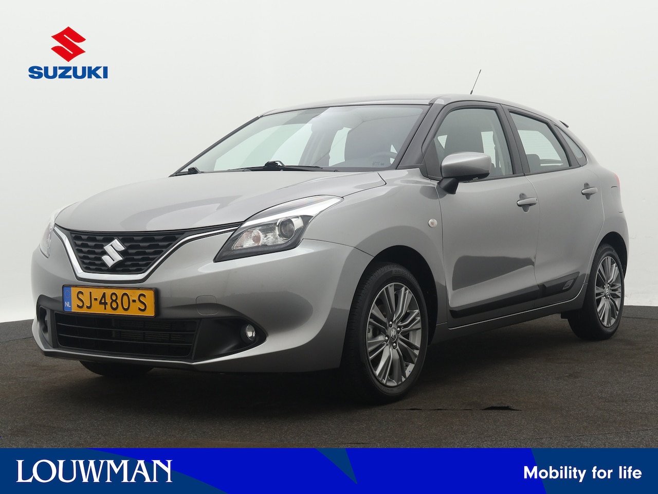 Suzuki Baleno - 1.2 Dynamic | Navigatie | Voorstoelen verwarmd | Trekhaak | - AutoWereld.nl