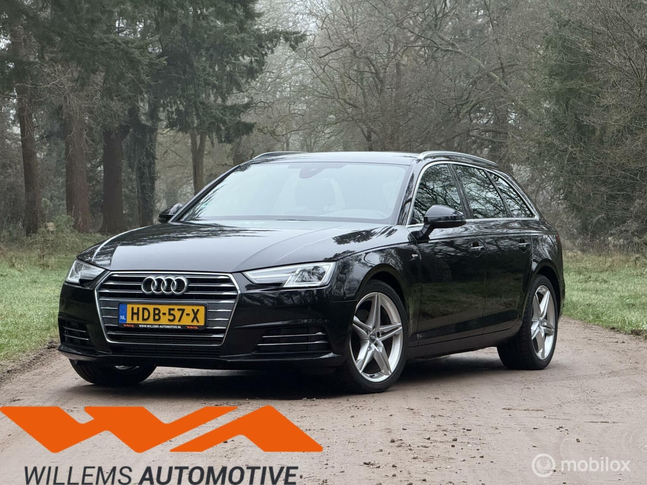 Audi A4 Avant - 2.0 TFSI S line black edition Stronic/trekhaak - AutoWereld.nl