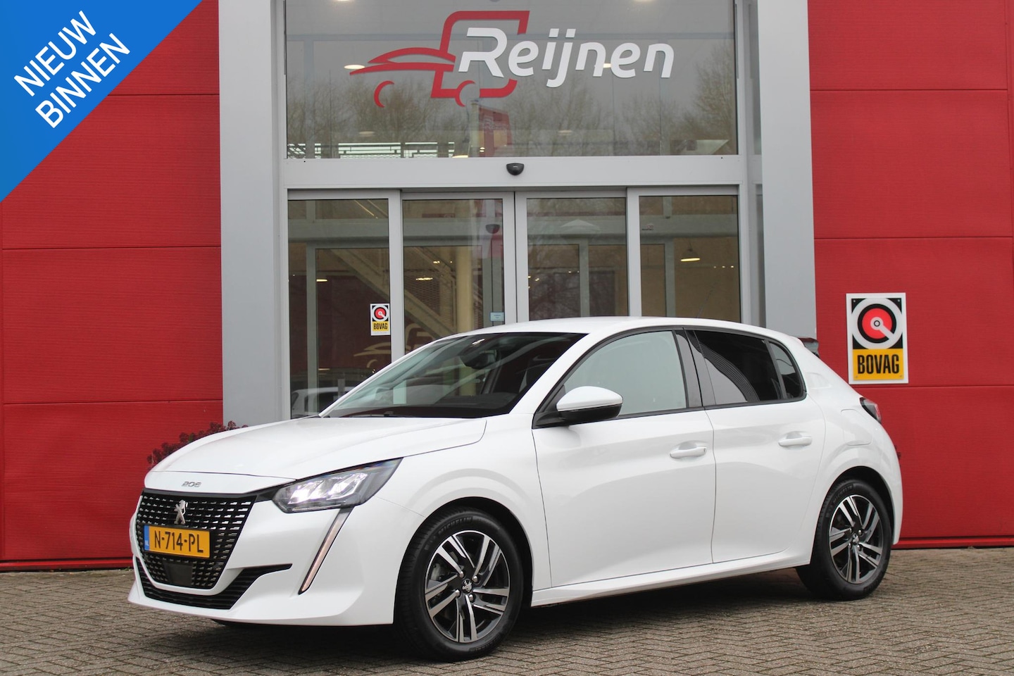 Peugeot 208 - 1.2 100PK ALLURE PACK AUTOMAAT | DIGITAAL INSTRUMENTENPANEEL | NAVIGATIE 10" TOUCHSCREEN | - AutoWereld.nl