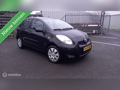 Toyota Yaris - 1.0 VVTi + 5DRS l AIRCO l TREKHAAK l ELEK.RAMEN