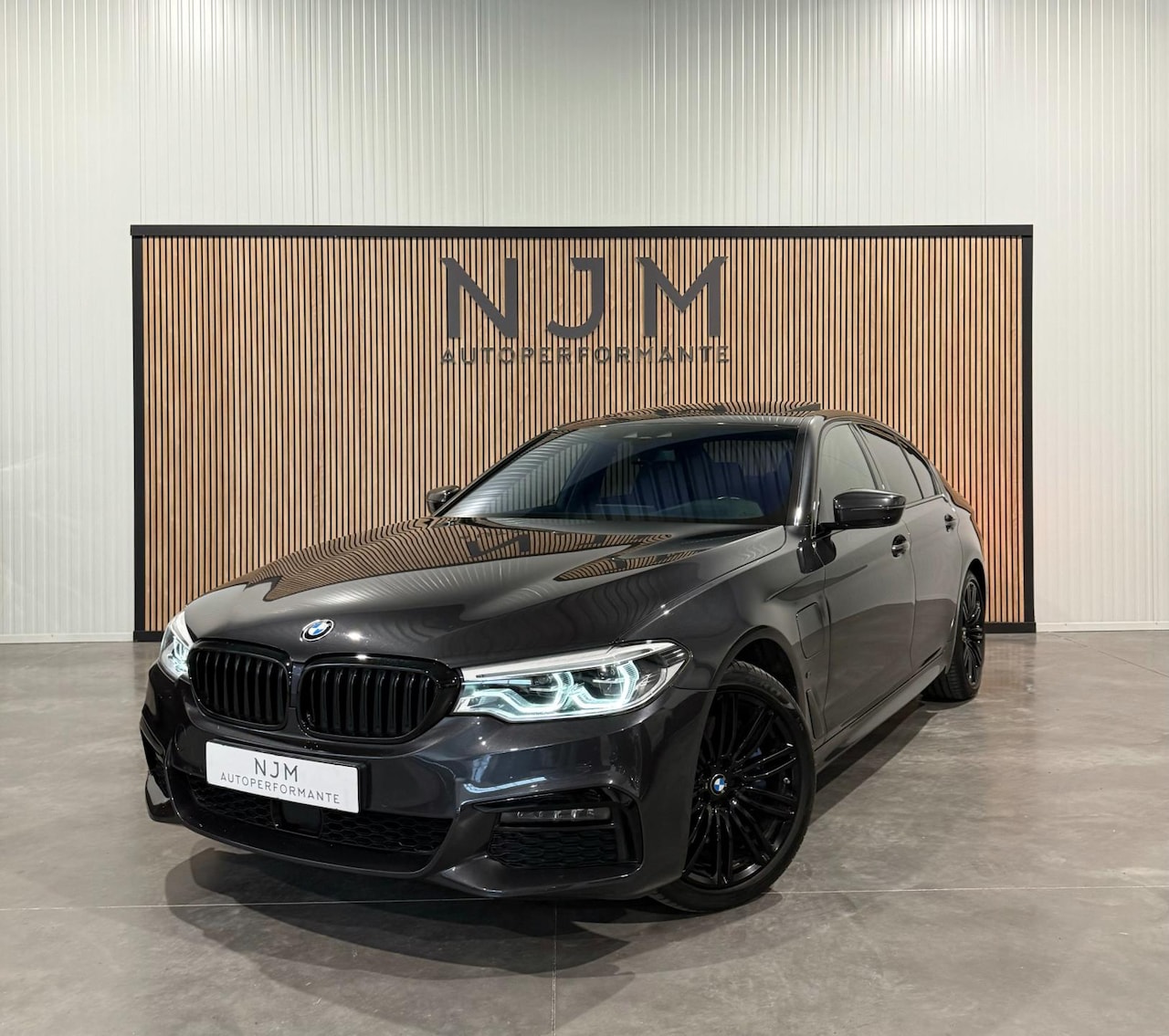 BMW 5-serie - 530eHigh Executive |M-Sport|Pano|H&K|HuD - AutoWereld.nl