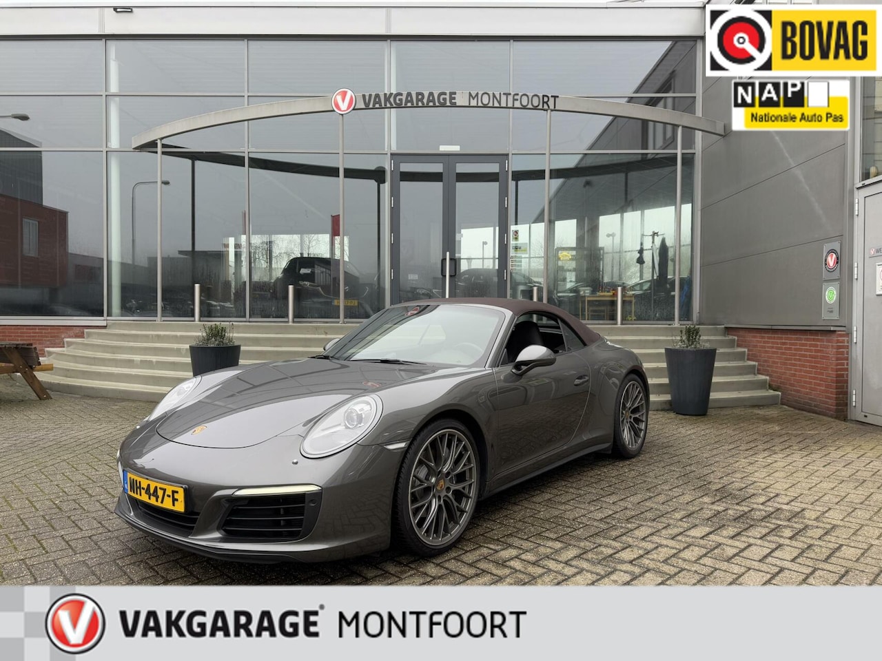 Porsche 911 Cabrio - 3.0 Carrera 4 Carbio|Sport Chrono|Bose|470 PK|Camera|Leder|Memory stoelen| - AutoWereld.nl