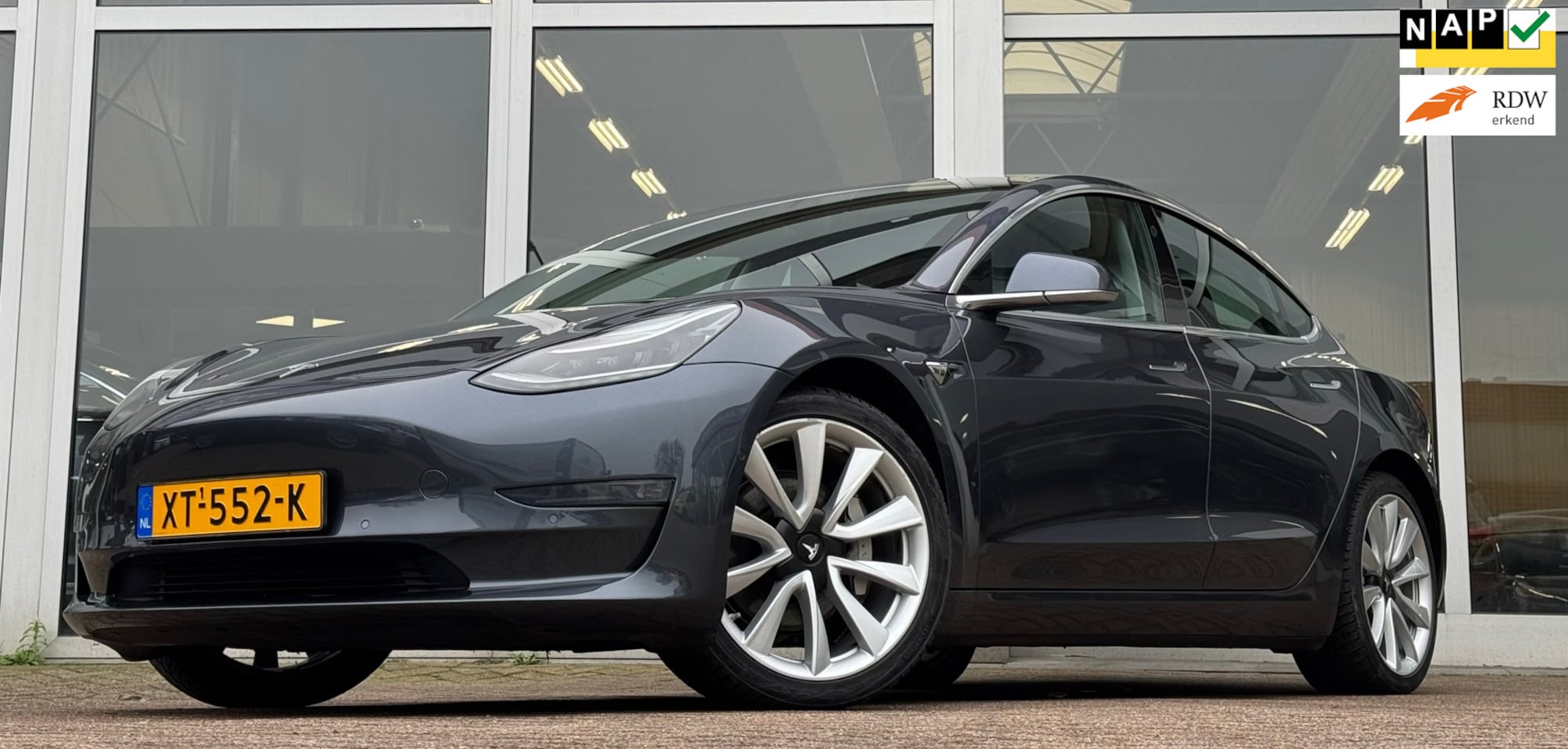 Tesla Model 3 - Long Range RWD Long Range AWD 75 kWh Autopilot 19" LM velgen - AutoWereld.nl