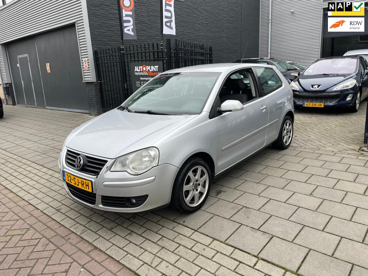 Volkswagen Polo - 1.4-16V Optive 3e Eigenaar! Trekhaak Airco NAP APK - AutoWereld.nl