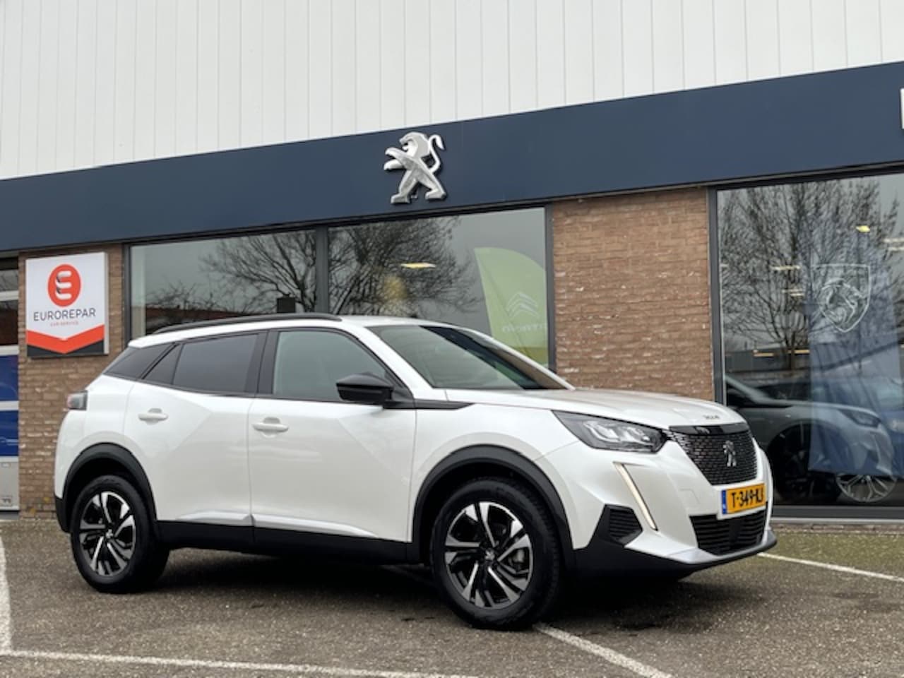 Peugeot 2008 - STYLE 1.2 Puretech 100pk - AutoWereld.nl