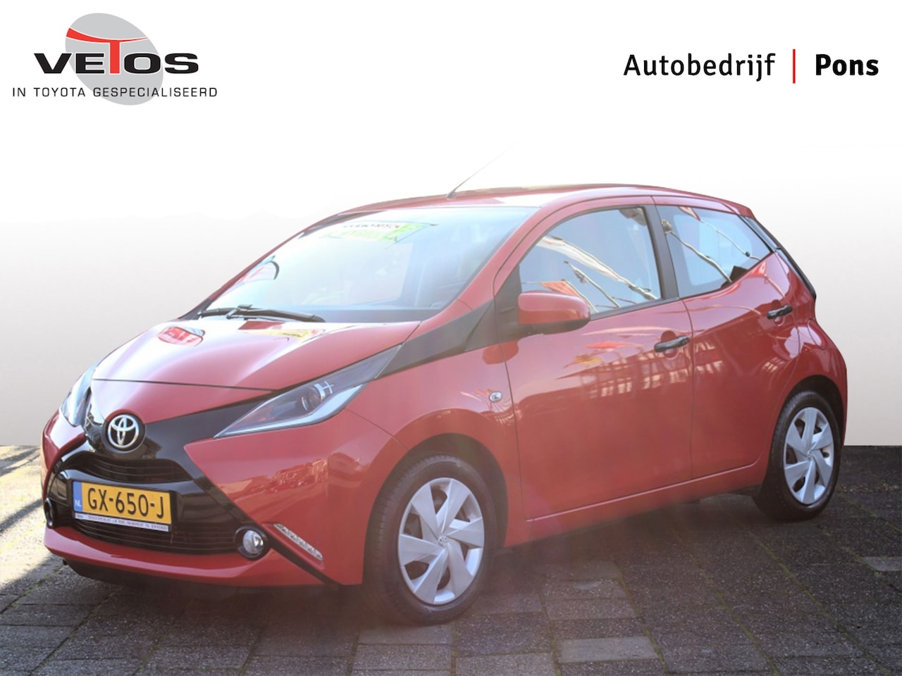 Toyota Aygo - 1.0 VVT-i x-play 1.0 VVT-i x-play - AutoWereld.nl