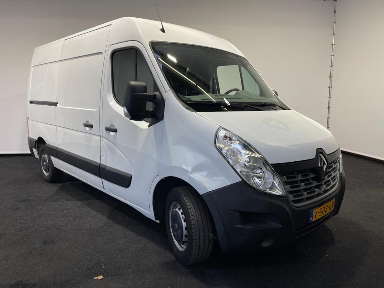 Renault Master - L2H2 170 PK Navigatie \airco cruise control /euro 6 - AutoWereld.nl