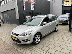 Ford Focus Wagon - 1.6 Comfort 2e Eigenaar Trekhaak Airco PDC NAP APK