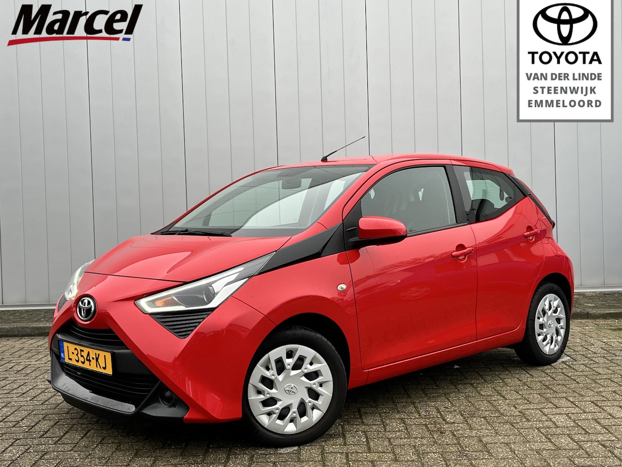 Toyota Aygo - 1.0 VVT-i X-Play NL Auto Dealer Onderhouden Carplay Airco Camera - AutoWereld.nl