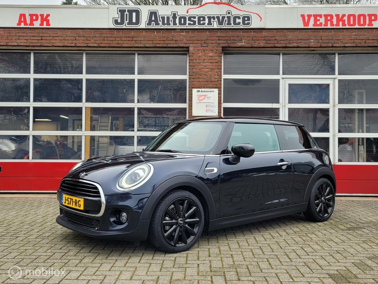 MINI Cooper - Mini 1.5 Dalston Edition - AutoWereld.nl