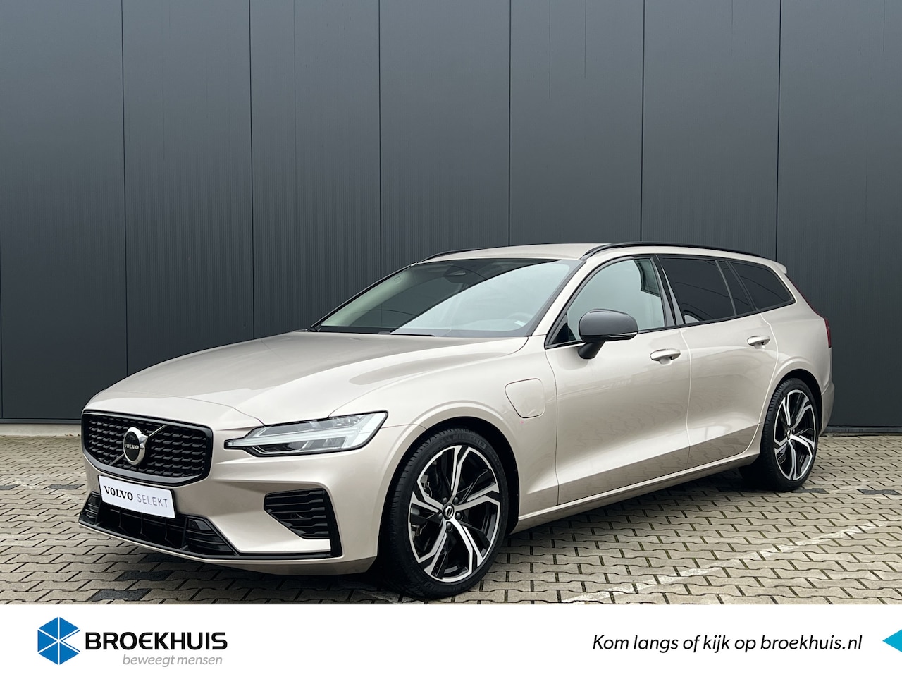 Volvo V60 - Recharge T6 AWD Plus Dark | Stoel / Stuur Verwarming | Adaptive Cruise | Memory Seats | Ca - AutoWereld.nl