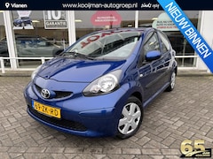 Toyota Aygo - 1.0-12V + Met centrale vergrendeling, elektrische ramen, NIEUWE KOPPELING