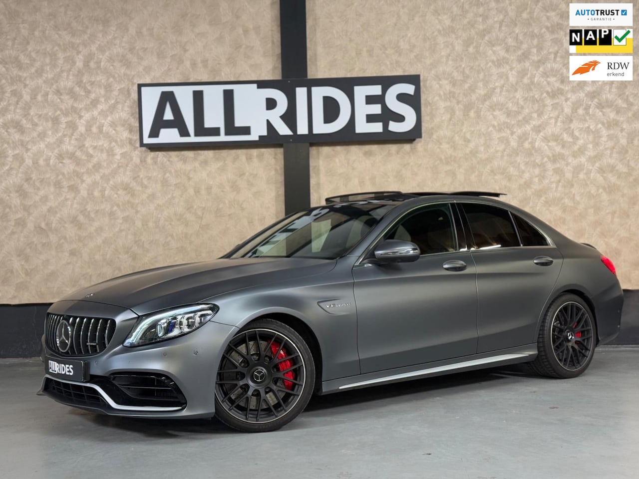 Mercedes-Benz C-klasse - AMG 63 S | carbon | 360 camera | stoel-verwarming/verkoeling | pano | keyless | ACC - AutoWereld.nl