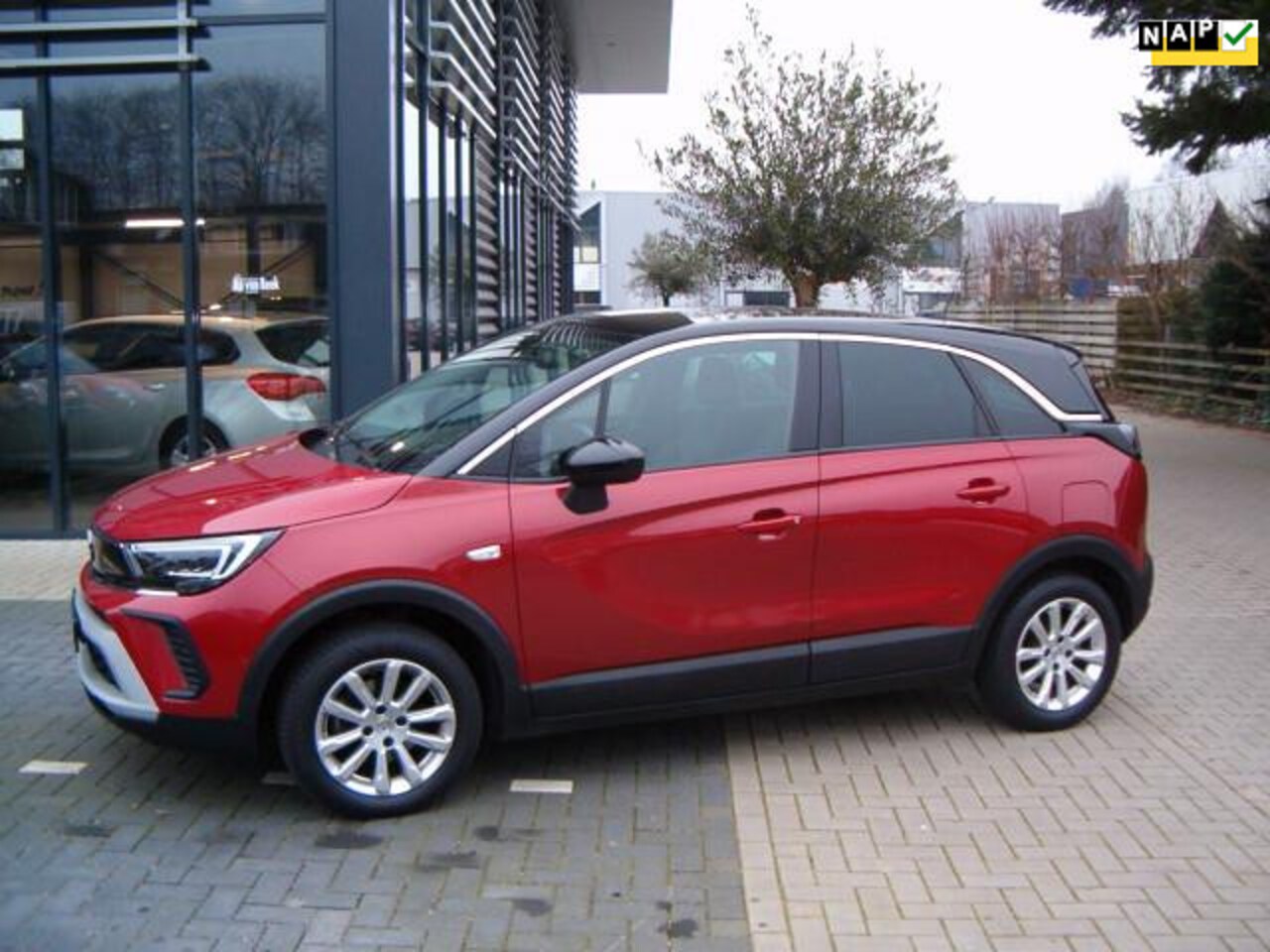 Opel Crossland - 1.2 Turbo Elegance - Automaat. - AutoWereld.nl