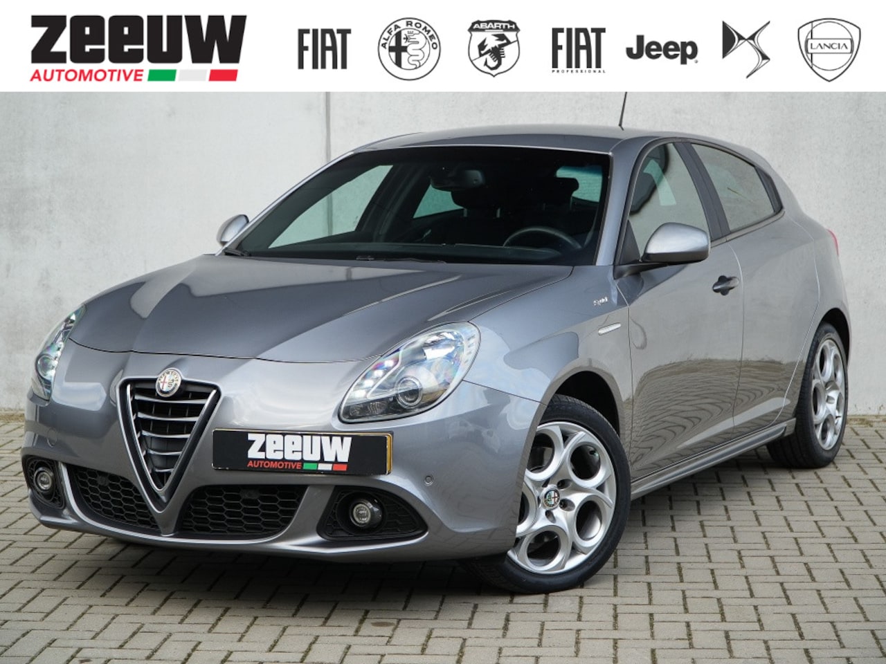 Alfa Romeo Giulietta - 1.4 Turbo 170 PK TCT Sprint | Sport | Navi | Cruise | 17" - AutoWereld.nl