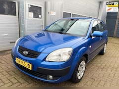 Kia Rio - 1.4 LXE 5DR 2005-Elek.Pakket-Trekhaak-New APK