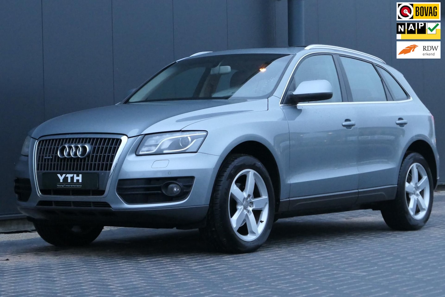 Audi Q5 - 2.0 TFSI quattro 93.000 KM Panoramadak Leder Navi - AutoWereld.nl