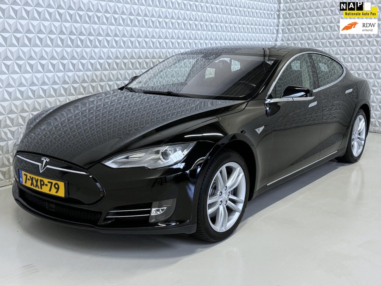 Tesla Model S - 85 Free supercharging / Autopilot MARGE (2014) - AutoWereld.nl