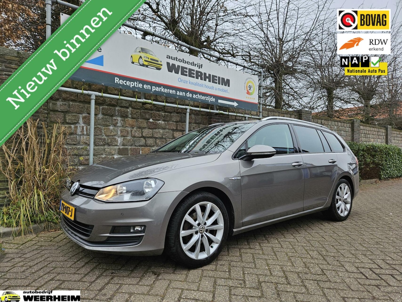 Volkswagen Golf Variant - 1.0 TSI Connected Series AFN TREKHAAK, NIEUWSTAAT - AutoWereld.nl