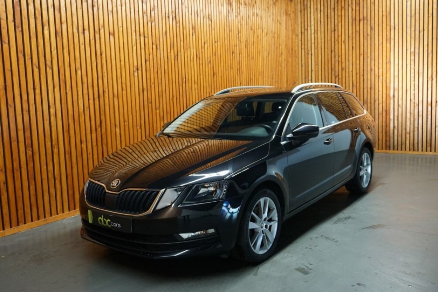 Skoda Octavia - 1.0 TSI GREENTECH CLEVER EDITION AUTOMAAT - AutoWereld.nl