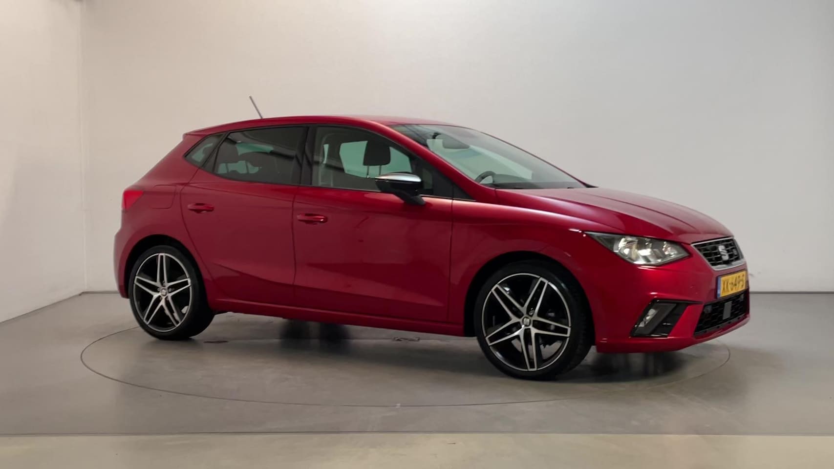 Seat Ibiza - 1.0 TSI FR Business Intense Camera Climate Control Navigatie - AutoWereld.nl