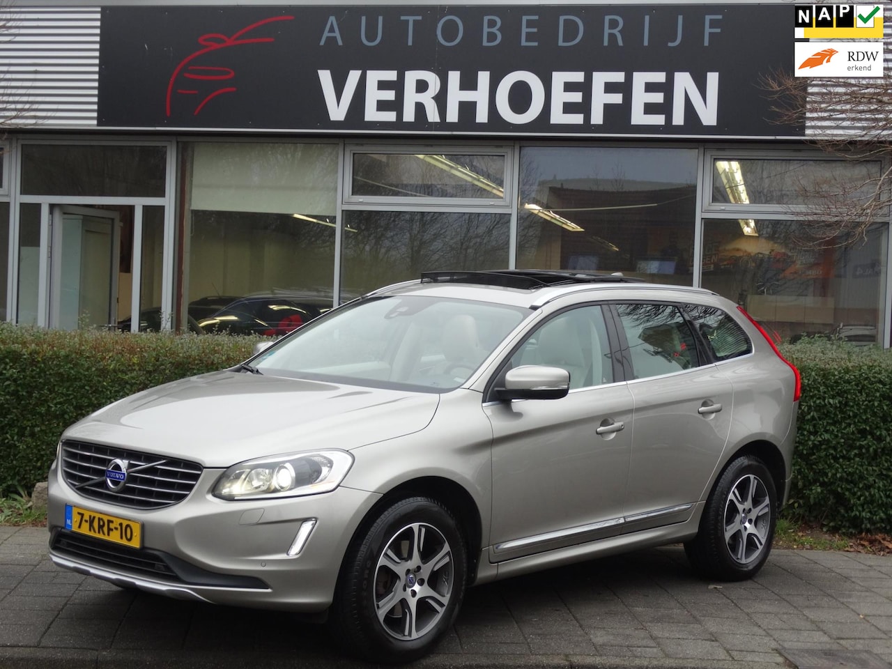 Volvo XC60 - 2.4 D5 Summum - PANORAMADAK - AUTOMAAT - STOEL VERW / MEMORY - PARK CAMERA / SENS ! - AutoWereld.nl