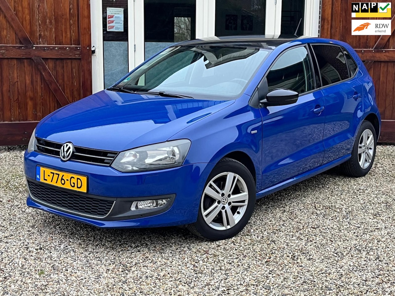 Volkswagen Polo - 1.2 Match. Airco, Cruise, Lichtmetalen velgen - AutoWereld.nl