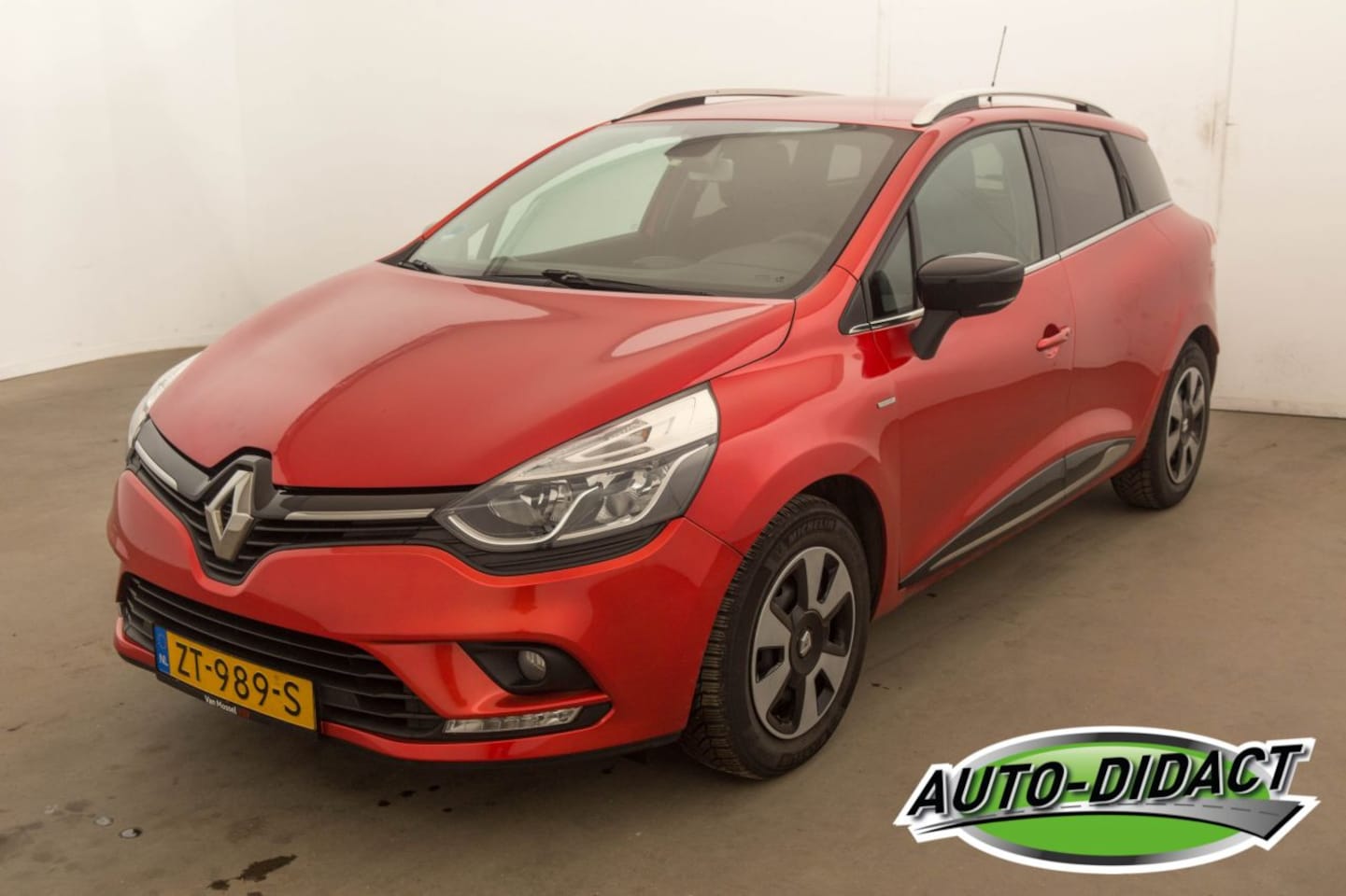 Renault Clio Estate - 0.9 TCe Limited 0.9 TCe Limited - AutoWereld.nl