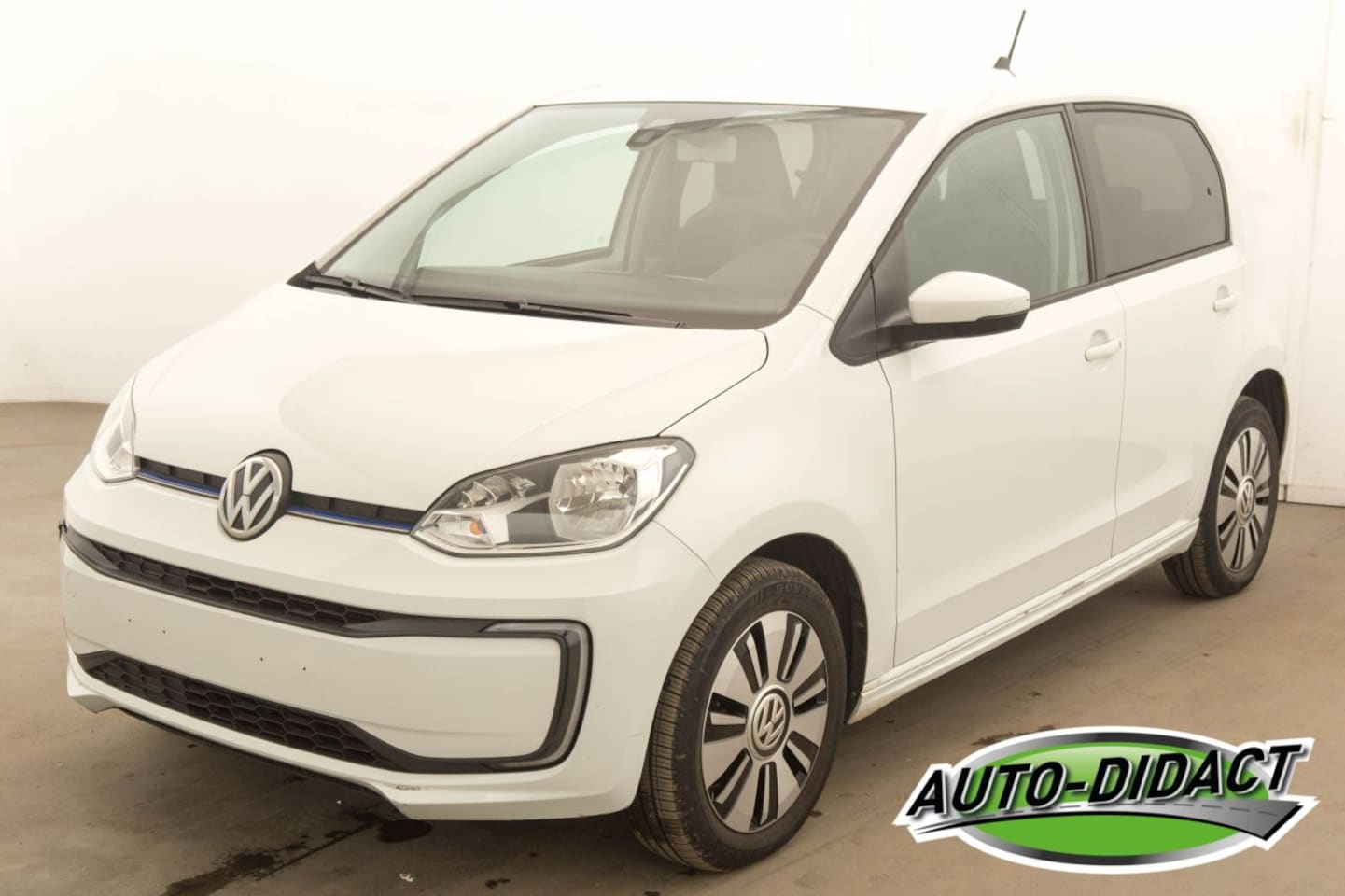 Volkswagen e-Up! - Airco 53.038 km - AutoWereld.nl